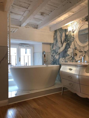Peruzzi Royal Suite